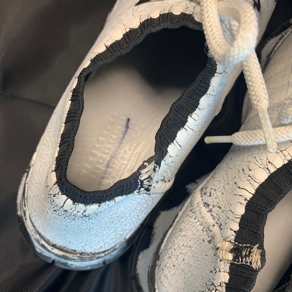 White painted Maison M Margiela Sneakers - Picture 9 of 16